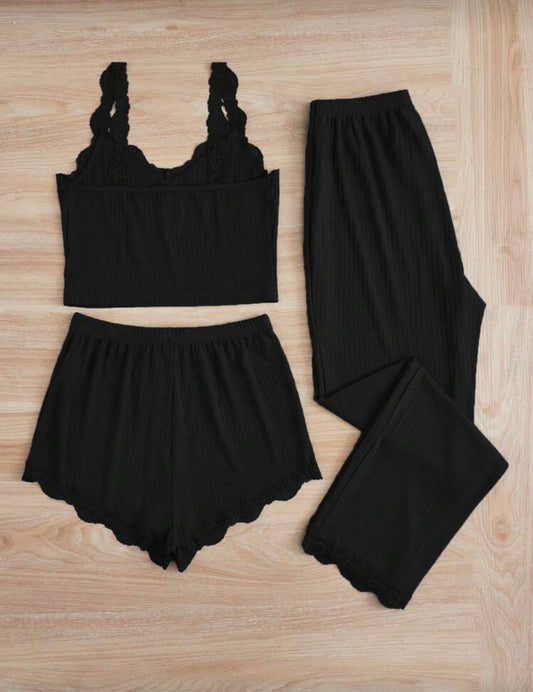 Черeн дамски комплект за сън и домашно облекло – 3 части с дантела